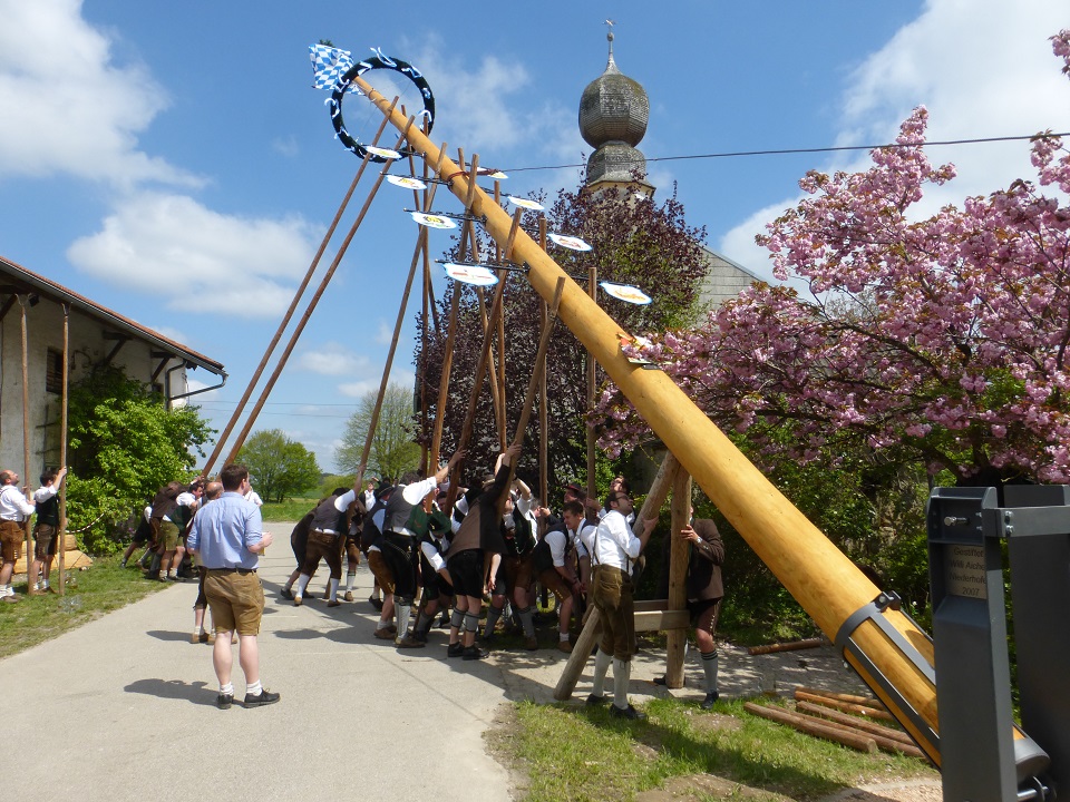 Maibaumtafeln Neukirchen